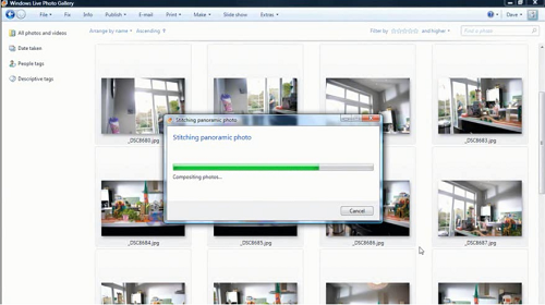 Windows Live Photo Gallery stiches a panorama