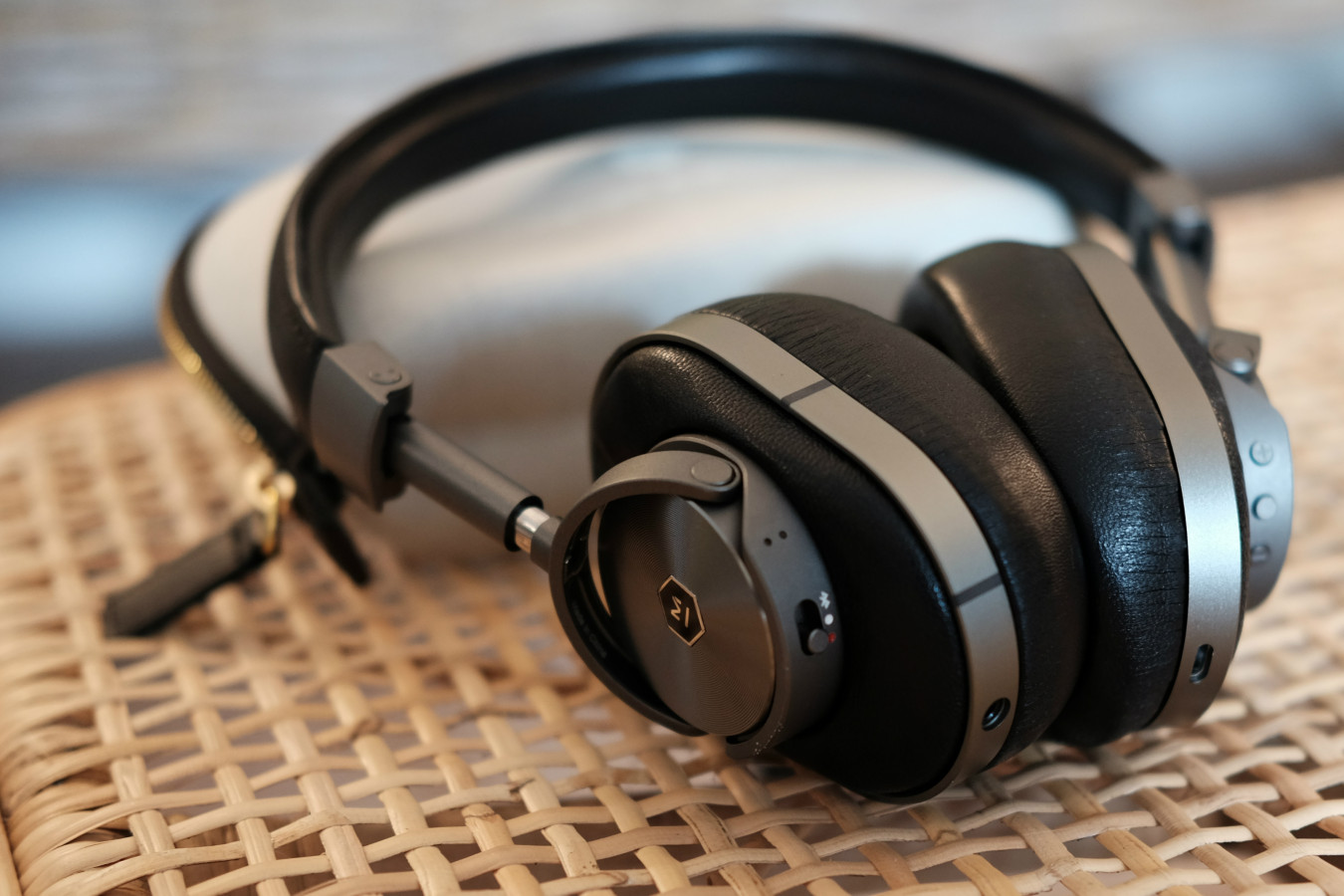 Master & Dynamic MW60 deliver roomy soundstage and vivid, fine aural detail