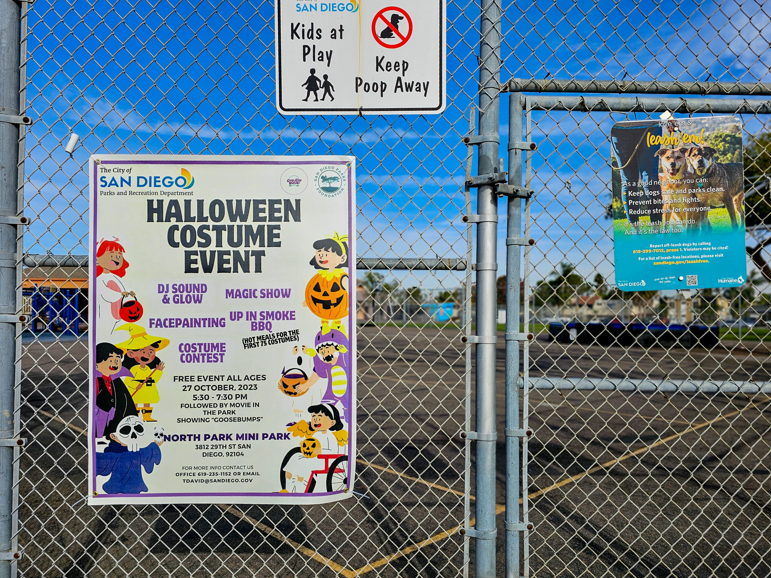 Monthold Halloween Poster 5 Minutes with Joe